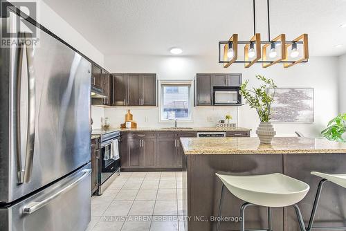 1 - 486 Skyline Avenue, London, ON - Indoor Photo Showing Kitchen With Upgraded Kitchen