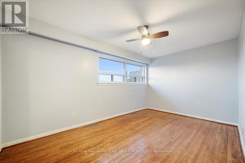 25 Windhill Crescent, Toronto, ON - Indoor Photo Showing Other Room