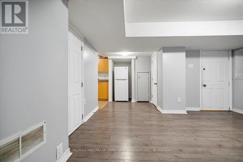 25 Windhill Crescent, Toronto, ON - Indoor Photo Showing Other Room