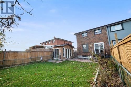 25 Windhill Crescent, Toronto, ON - Outdoor