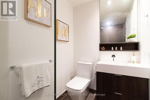 1009 - 5 Soudan Avenue, Toronto, ON - Indoor Photo Showing Bathroom