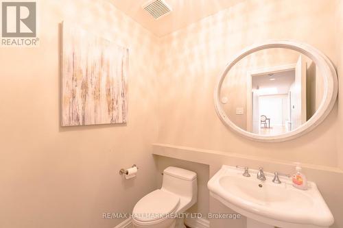 79 Forest Grove Drive, Toronto, ON - Indoor Photo Showing Bathroom