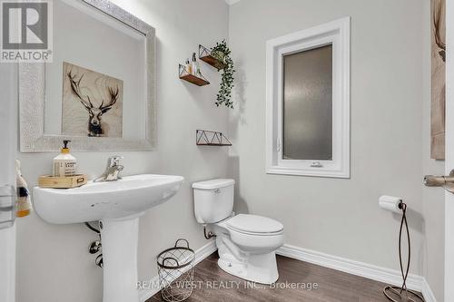 21 Scotia Road, Georgina, ON - Indoor Photo Showing Bathroom