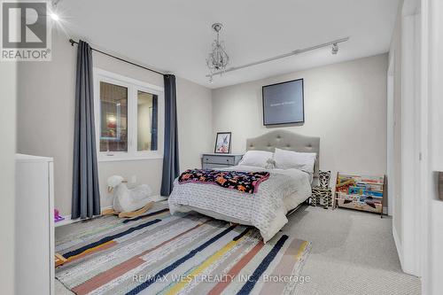 21 Scotia Road, Georgina, ON - Indoor Photo Showing Bedroom