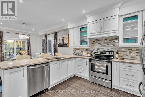 21 Scotia Road, Georgina, ON - Indoor Photo Showing Kitchen With Double Sink With Upgraded Kitchen