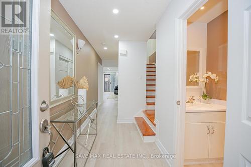 45 Greenwich Circle, Brampton, ON - Indoor Photo Showing Bathroom