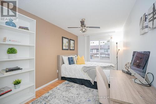 45 Greenwich Circle, Brampton, ON - Indoor Photo Showing Bedroom