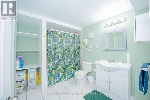 45 Greenwich Circle, Brampton, ON - Indoor Photo Showing Bathroom