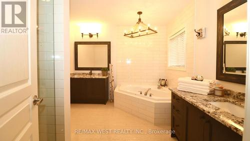 418 Hidden Trail Circle S, Oakville, ON - Indoor Photo Showing Bathroom