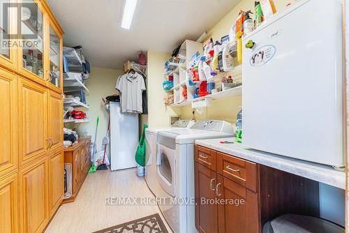 2697 Aspdin Road, Huntsville, ON - Indoor Photo Showing Laundry Room