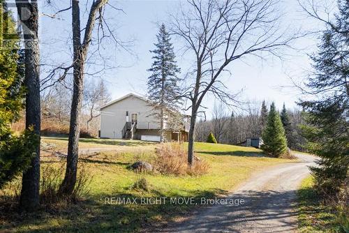 2697 Aspdin Road, Huntsville, ON - Outdoor With View