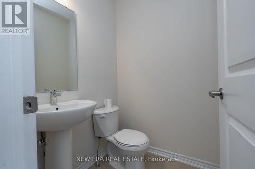 114 Player Drive, Erin, ON - Indoor Photo Showing Bathroom