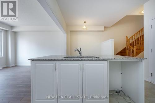 114 Player Drive, Erin, ON - Indoor Photo Showing Kitchen