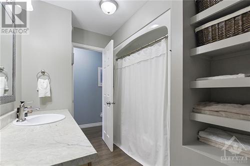 64 Dunham Street, Carleton Place, ON - Indoor Photo Showing Bathroom