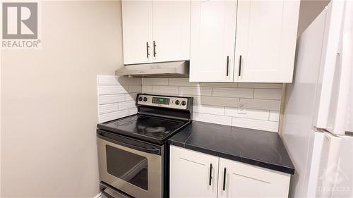 2609 Baseline Road, Ottawa, ON - Indoor Photo Showing Kitchen