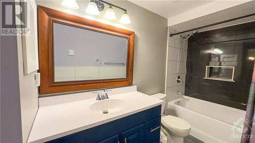 2609 Baseline Road, Ottawa, ON - Indoor Photo Showing Bathroom