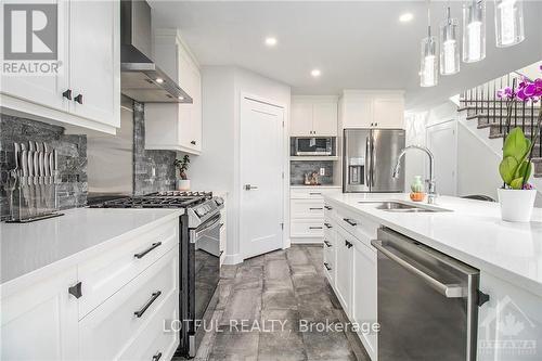 5A Flagstone Private Lane, North Stormont, ON - Indoor Photo Showing Kitchen With Stainless Steel Kitchen With Double Sink With Upgraded Kitchen