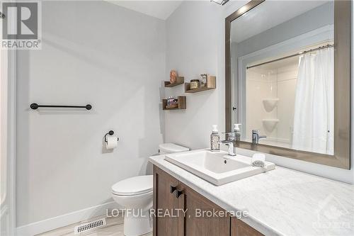 5A Flagstone Private Lane, North Stormont, ON - Indoor Photo Showing Bathroom