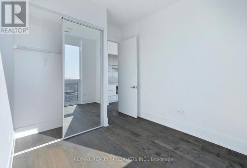 4403 - 39 Roehampton Avenue, Toronto, ON - Indoor Photo Showing Other Room