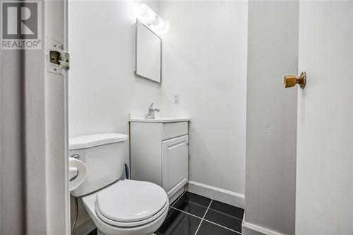 200 St Clair Boulevard Unit# 26, St Clair, ON - Indoor Photo Showing Bathroom