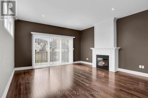 Th 11 - 678 Line 2 Road, Niagara-On-The-Lake (108 - Virgil), ON - Indoor Photo Showing Living Room With Fireplace