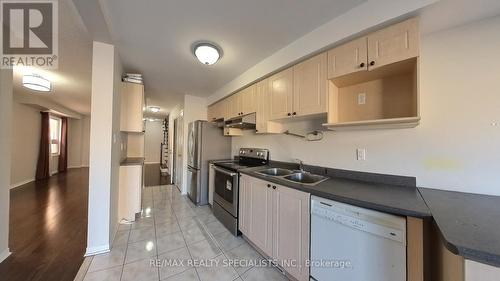 Main&2 - 121 Tiller Trail N, Brampton, ON - Indoor Photo Showing Kitchen With Double Sink