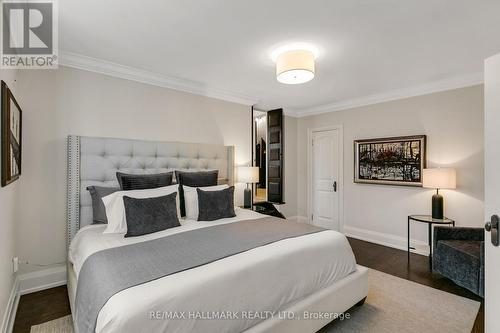 32 Highgate Road, Toronto, ON - Indoor Photo Showing Bedroom