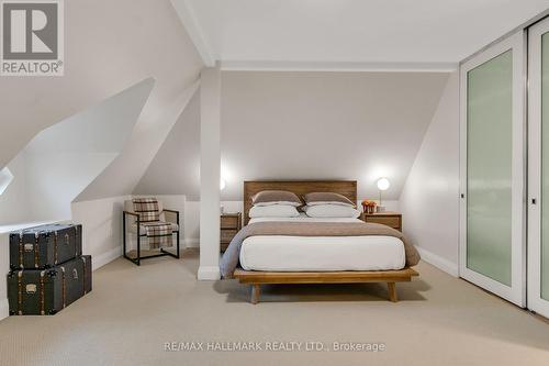 32 Highgate Road, Toronto, ON - Indoor Photo Showing Bedroom