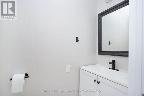 894 Robson Street, Oshawa (Lakeview), ON -  Photo Showing Bathroom