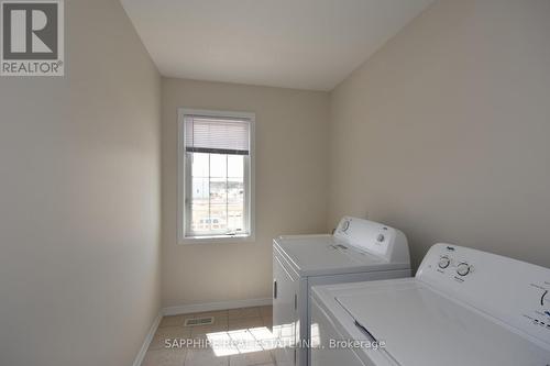 31 Cheevers Road, Brantford, ON - Indoor Photo Showing Laundry Room