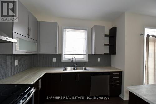 31 Cheevers Road, Brantford, ON - Indoor Photo Showing Kitchen With Double Sink