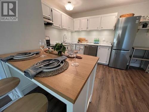 150 Skaha Place Unit# 201, Penticton, BC - Indoor Photo Showing Kitchen