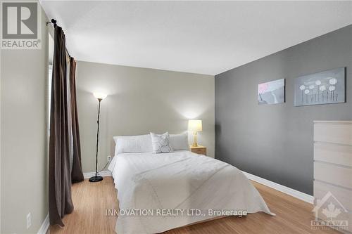 5 - 1 Stonebank Crescent, Ottawa, ON - Indoor Photo Showing Bedroom