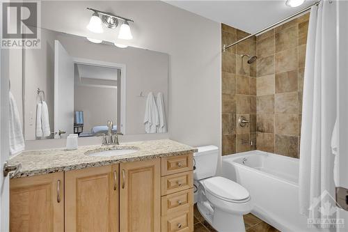 Ensuite Bath - 401 Golden Avenue Unit#1003, Ottawa, ON - Indoor Photo Showing Bathroom