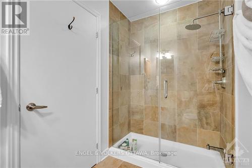 1003 - 401 Golden Avenue, Ottawa, ON - Indoor Photo Showing Bathroom