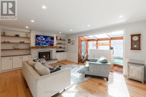 51 Compton Crescent, London, ON - Indoor Photo Showing Living Room With Fireplace