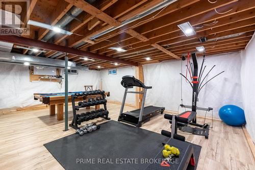 51 Compton Crescent, London, ON - Indoor Photo Showing Basement