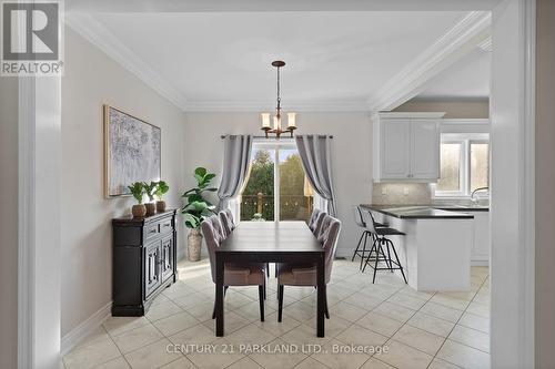 9 Mill Walk Court, Richmond Hill, ON - Indoor Photo Showing Dining Room