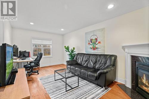 9 Mill Walk Court, Richmond Hill, ON - Indoor Photo Showing Living Room With Fireplace