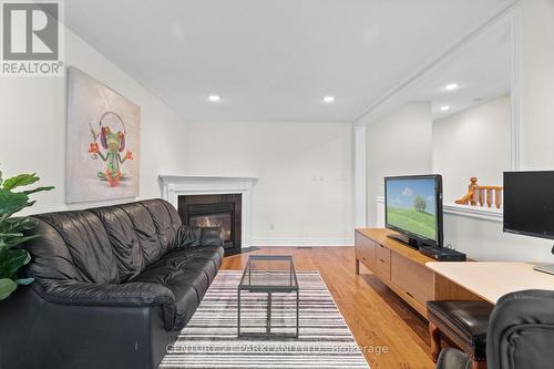 9 Mill Walk Court, Richmond Hill, ON - Indoor Photo Showing Other Room With Fireplace