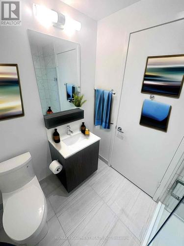 3706 - 5 Buttermill Avenue, Vaughan, ON - Indoor Photo Showing Bathroom