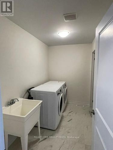 132 Greer Street, Barrie, ON - Indoor Photo Showing Laundry Room