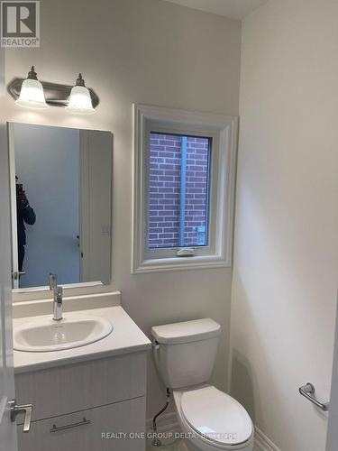 132 Greer Street, Barrie, ON - Indoor Photo Showing Bathroom