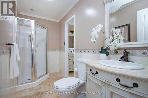 32 Wilmot Trail, Clarington (Newcastle), ON - Indoor Photo Showing Bathroom