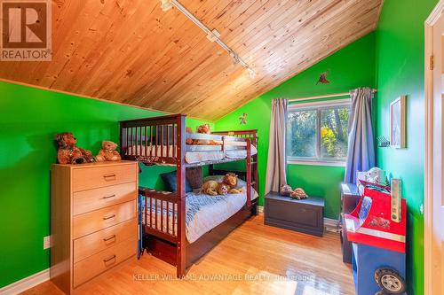 48 Gondola Crescent, Toronto, ON - Indoor Photo Showing Bedroom