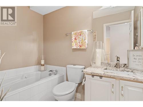 4460 Ponderosa Drive Unit# 105, Peachland, BC - Indoor Photo Showing Bathroom