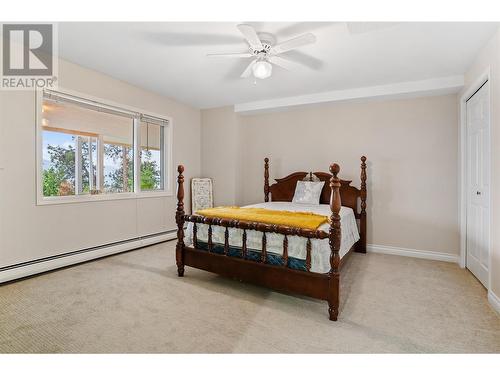 4460 Ponderosa Drive Unit# 105, Peachland, BC - Indoor Photo Showing Bedroom