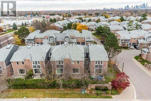 115 - 2205 South Millway, Mississauga, ON - Outdoor