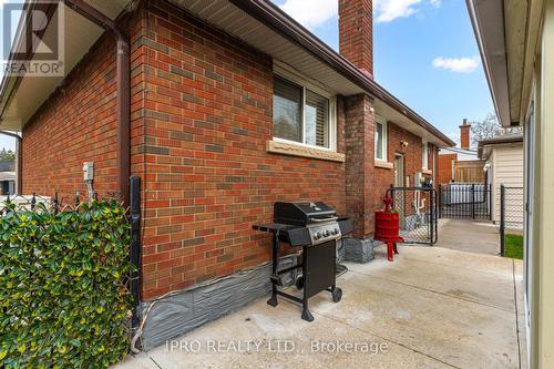 51 Radford Avenue, Cambridge, ON - Outdoor With Exterior