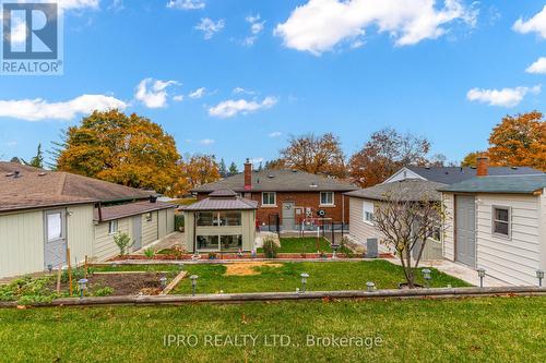 51 Radford Avenue, Cambridge, ON - Outdoor